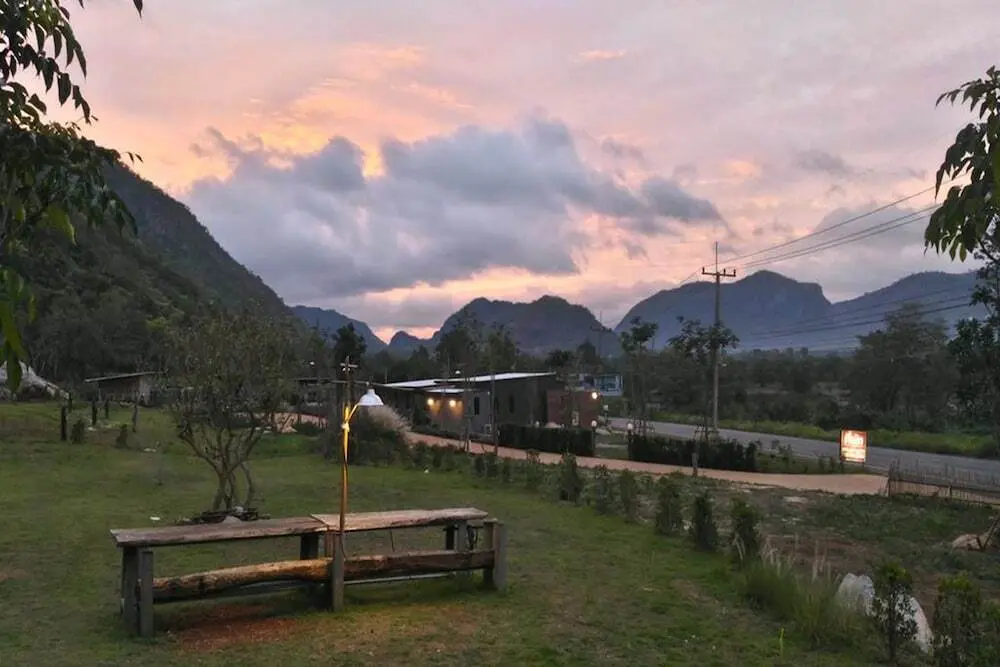 Пак-Чонг: Rabbit Hill Cafe and Resort @ Khao Yai