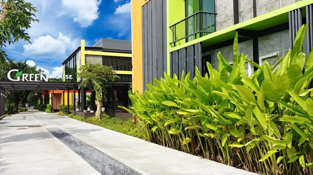Накхонситхаммарат: Green House Neo-Resotel - Hostel