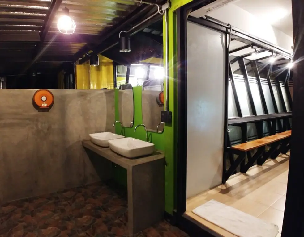 Накхонситхаммарат: Green House Neo-Resotel - Hostel