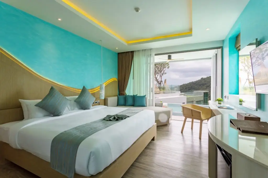 Кату: Crest Pool Villas