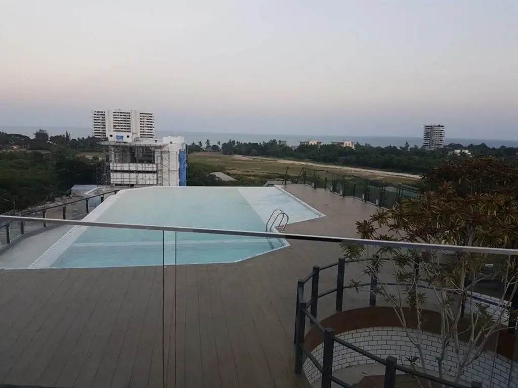 Хуахин: Whale Hua Hin