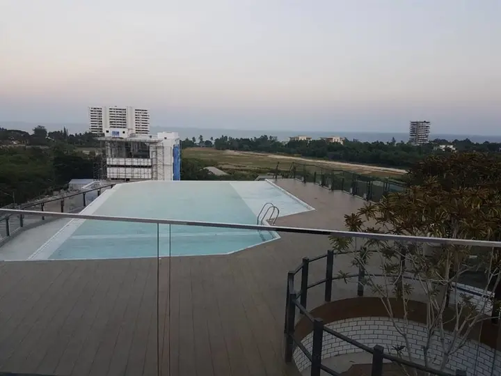 Хуахин: Whale Hua Hin