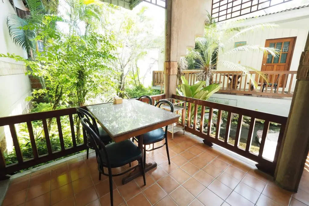 Супханбури: Pachara Hotel and Restaurant