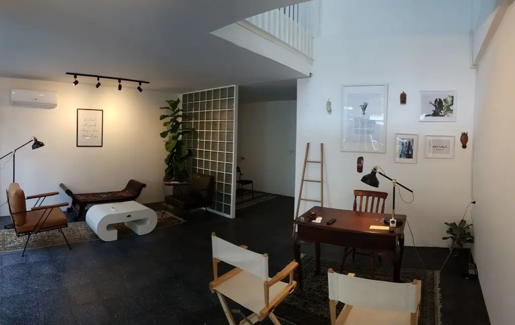 Бангкок: Haus Sathorn 21