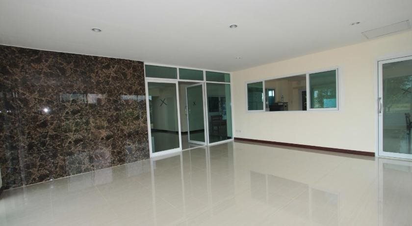 Сирача: Chantorn Residence