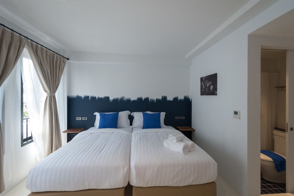 carousel image 0