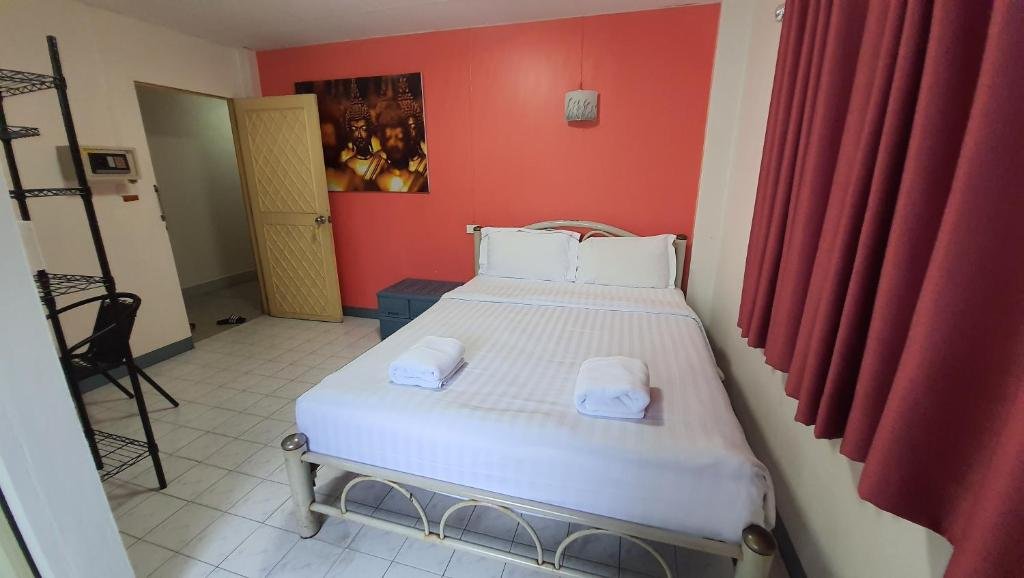 Паттайя: D.D. Inn Beach Guesthouse