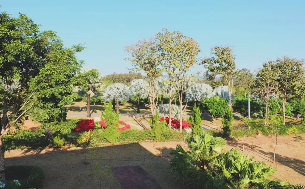 Лоэй: Roongthiwa resort Phurua