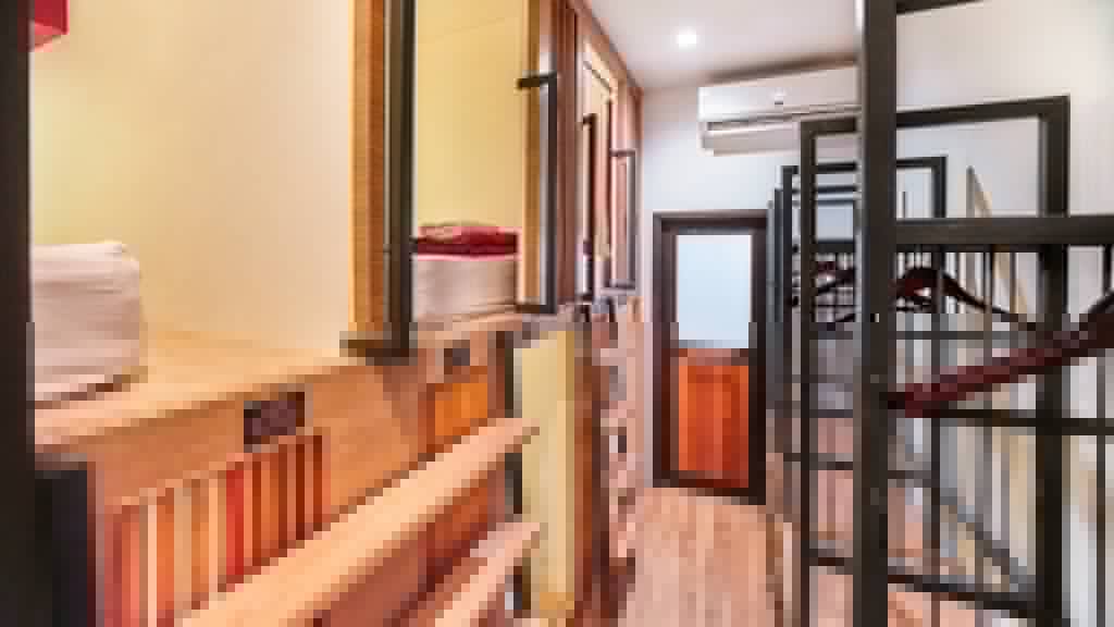 Бангкок: Отель Prince Theatre Heritage Stay
