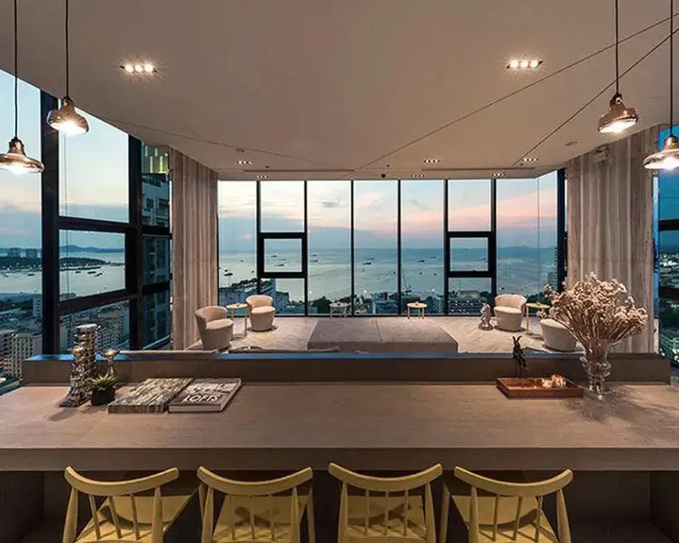 Паттайя: The Base Condo Sea-View Win99