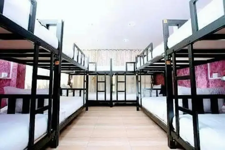 Ланта: Sake Beach Hostel