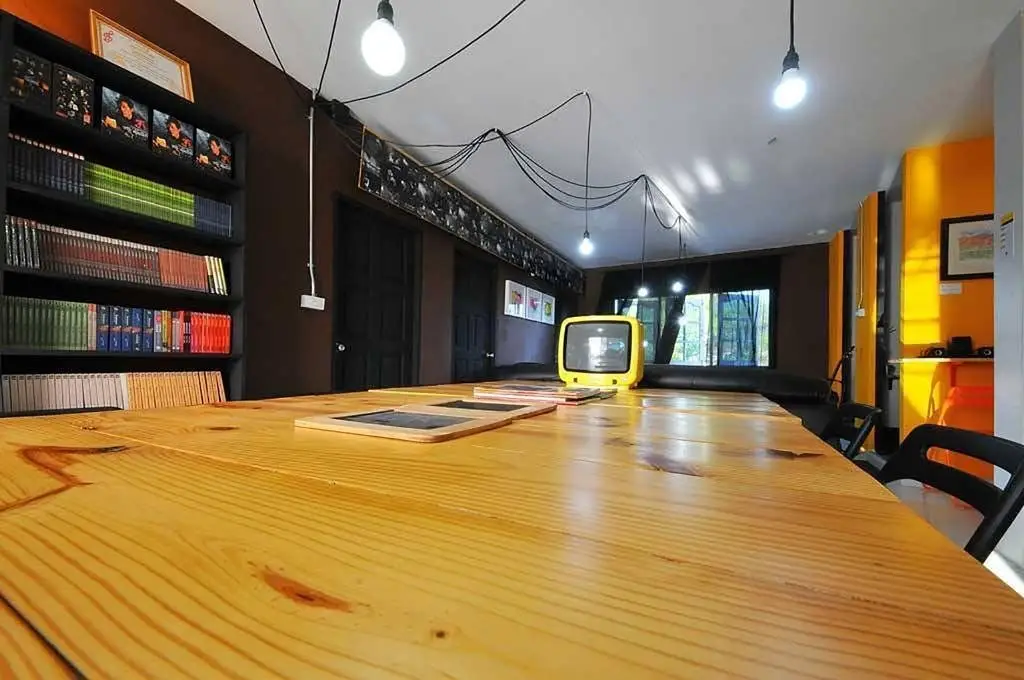 Бангкок: Pyat Music and Artel Guesthouse