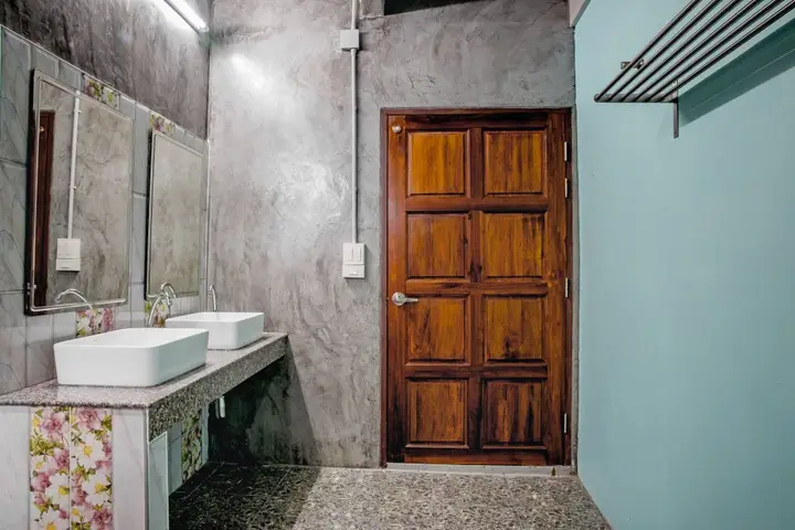 Краби: The Guest Hotel - Hostel