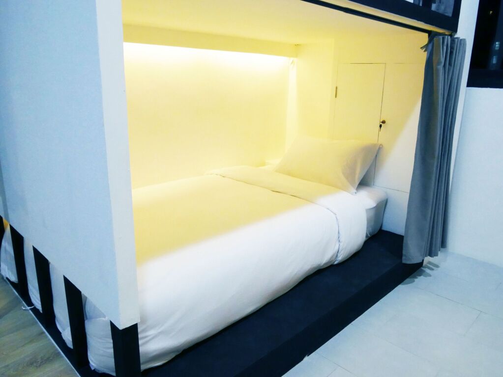 Бангкок: The Companion - Hostel