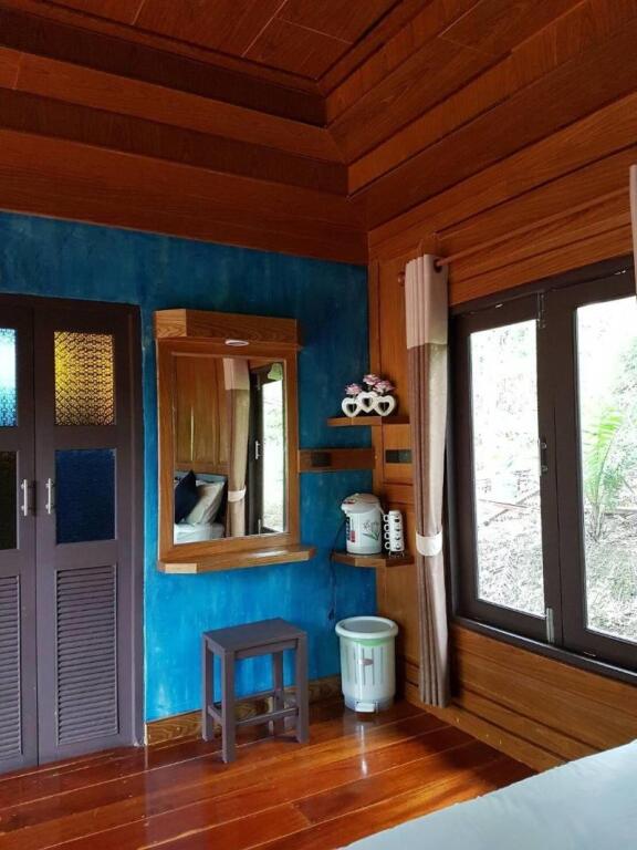 Кхао Пхан: Baan Suan Hill Resort