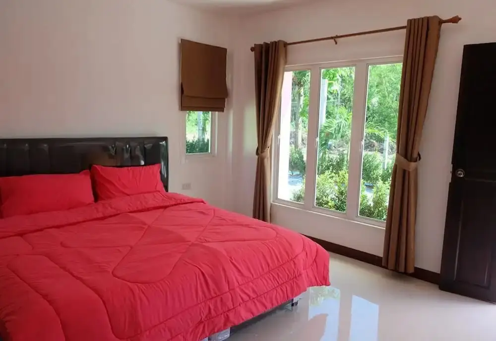 Тхаланг: Maikhao Beach Guest House