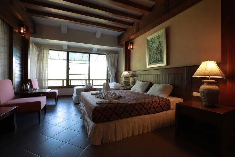 Миттапхап: Khaoyaifahsai Resort