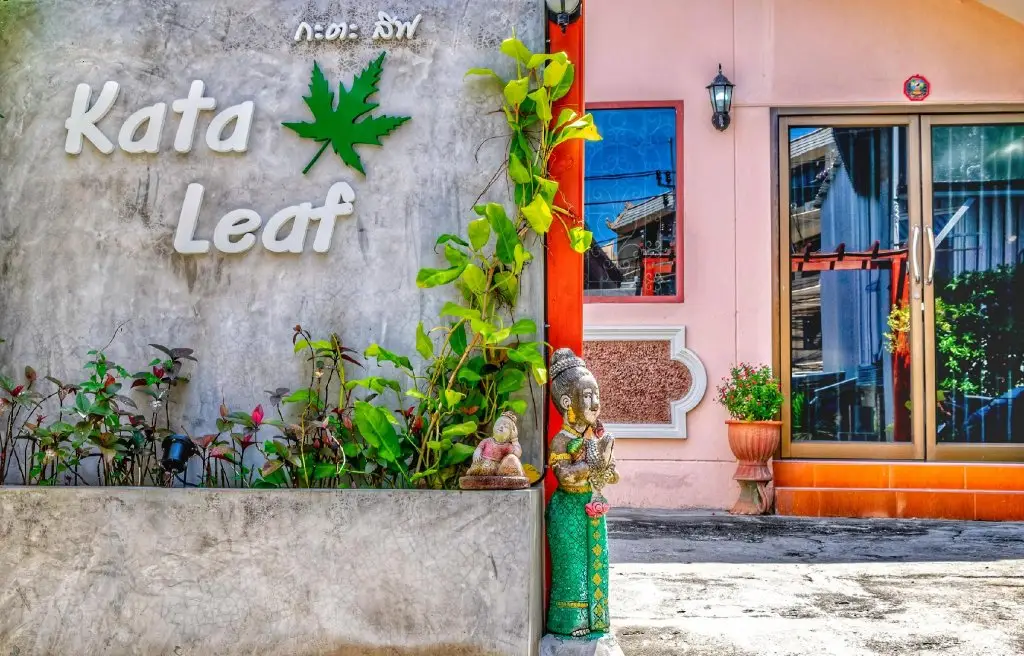 Муанг: Kata Leaf Resort