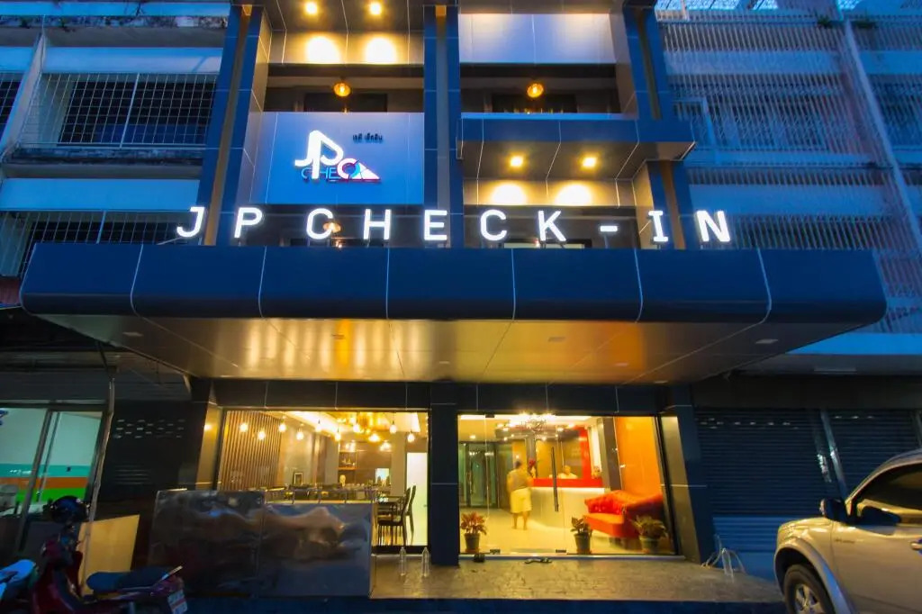 Столичный район Чантхабури: Jp Check In