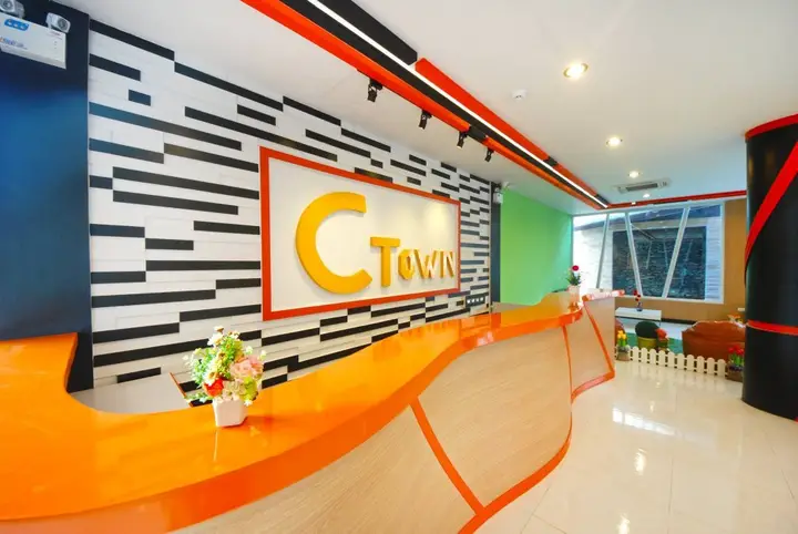 Сураттхани: C Tower Suratthani