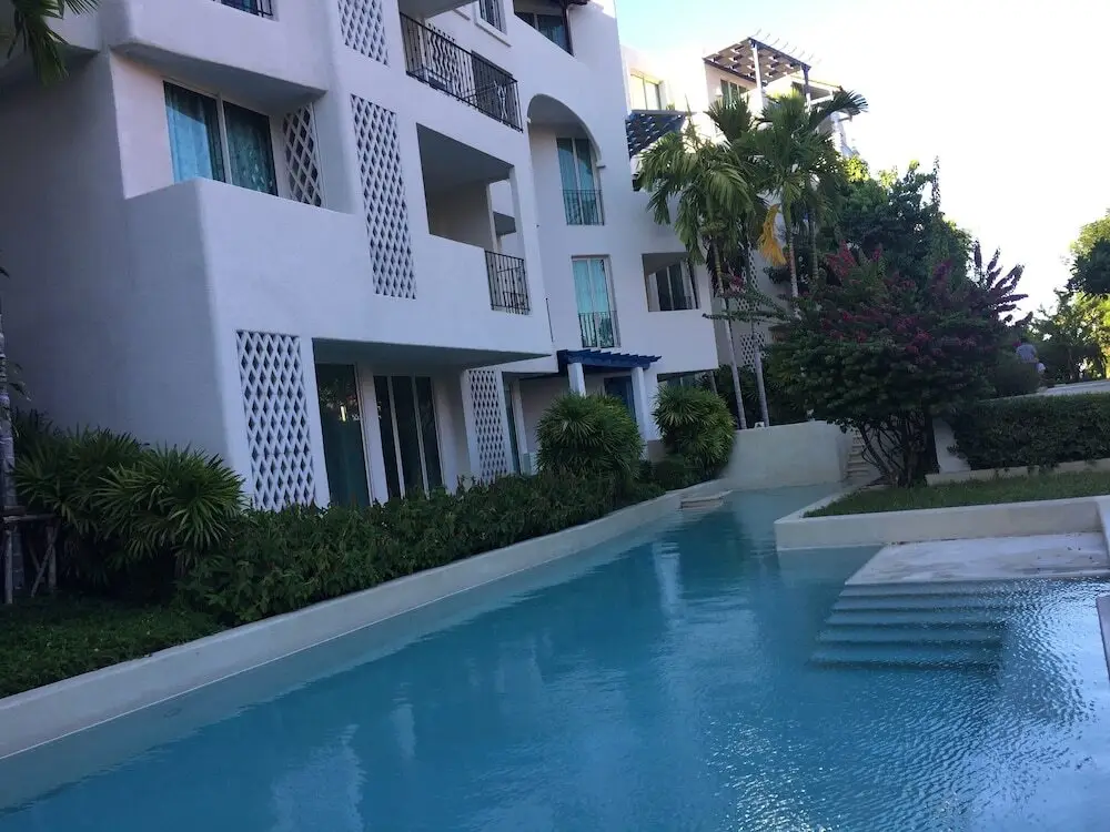 Хуахин: The Che Pool Access Beachfront Condo by Away