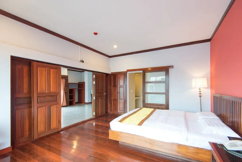 Бангкок: The President Hotel at Chokchai 4