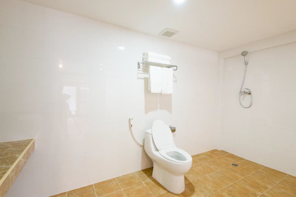 Бангкок: The President Hotel at Chokchai 4