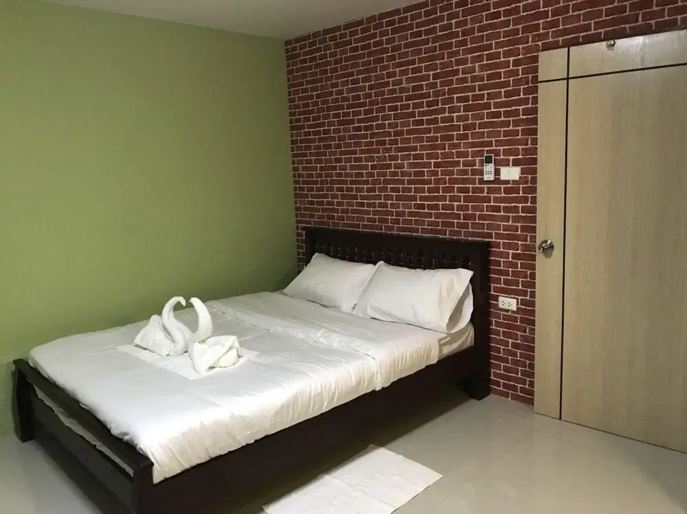Сураттхани: OYO 1031 Amera Resort