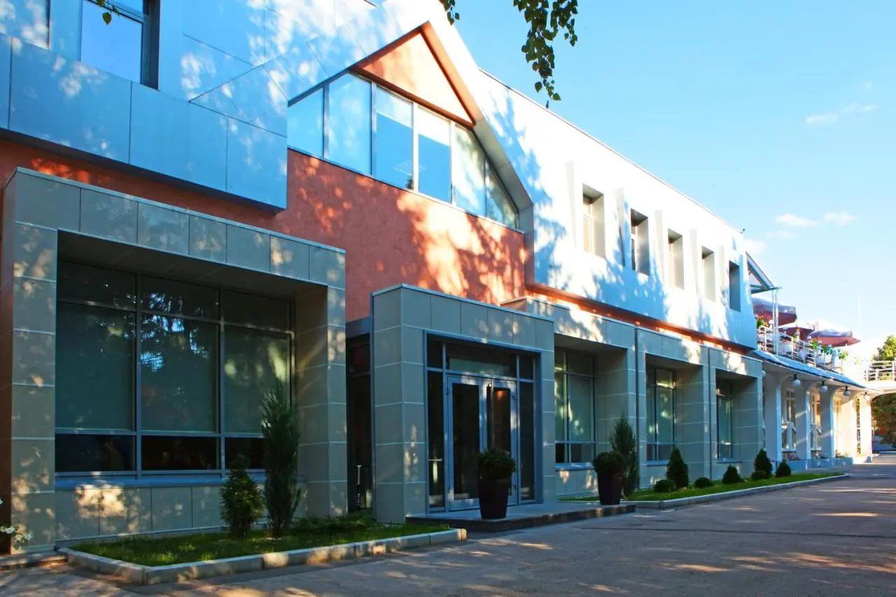 Самара: Alians Hotel Samarskiy