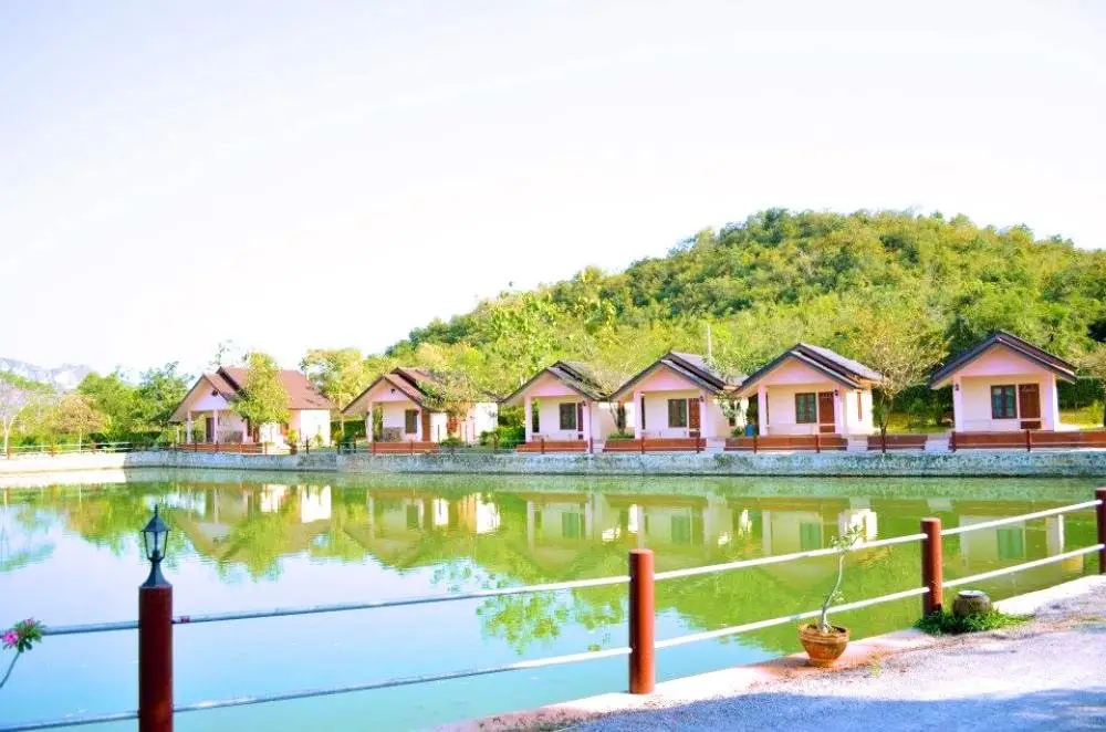 Ратчабури: Stella Resort & Restaurant
