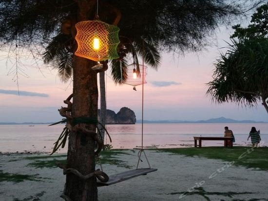 главный пляж: Koh Ngai KaiMuk Thong Resort
