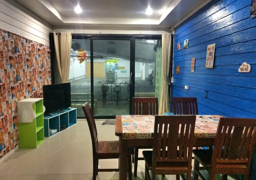 Бангкок: Pop Art Hostel Chinatown