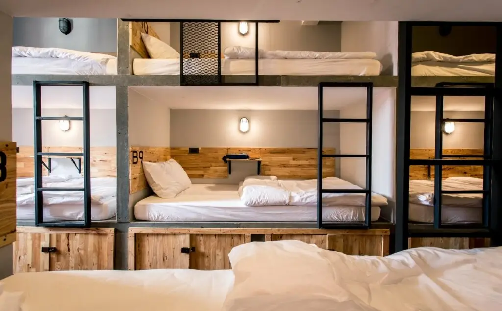 Бангкок: Sleepy Dealer Hostel Bar