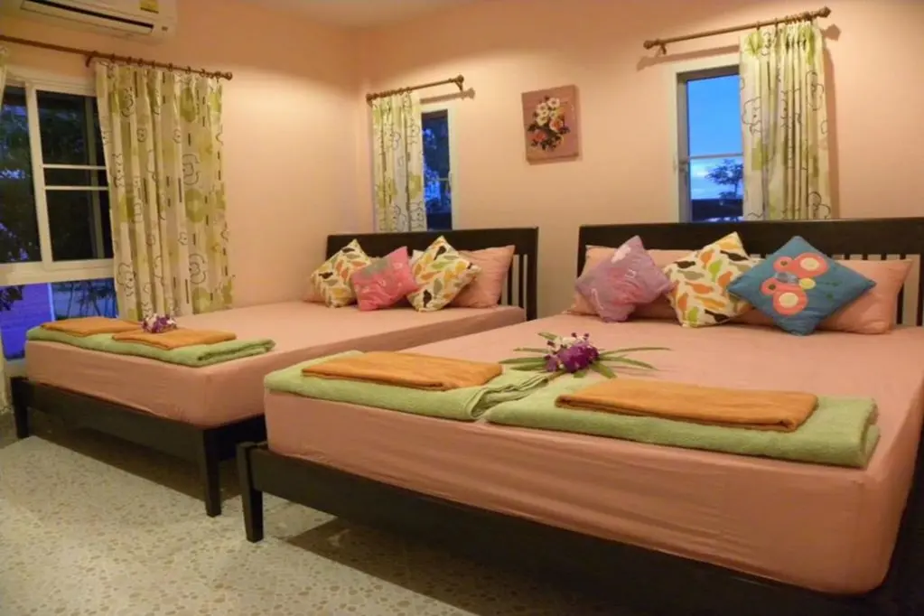 пляж Пуэк Тьян: Bangchong Marina Resort