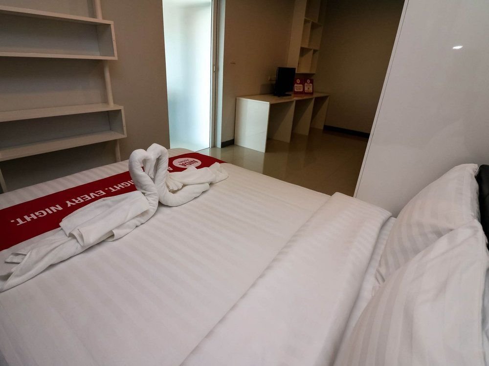 Бангкок: NIDA Rooms Hanuman Rom Klao
