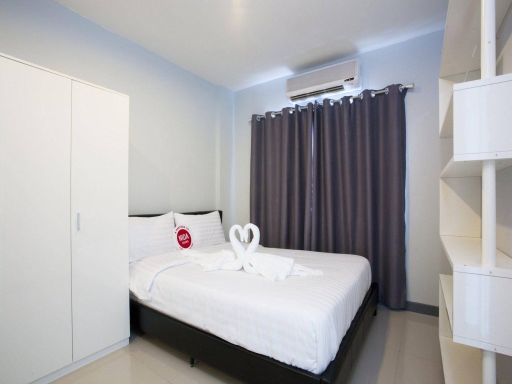Бангкок: NIDA Rooms Hanuman Rom Klao