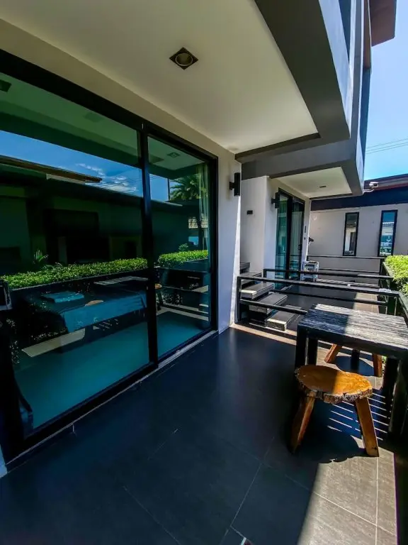 Ко-Лан: Koh Larn Villa Resort