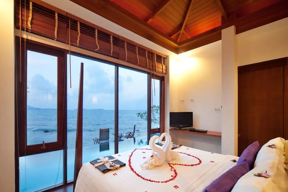 Самуи: Sea Front Pool Villas by The Sarann