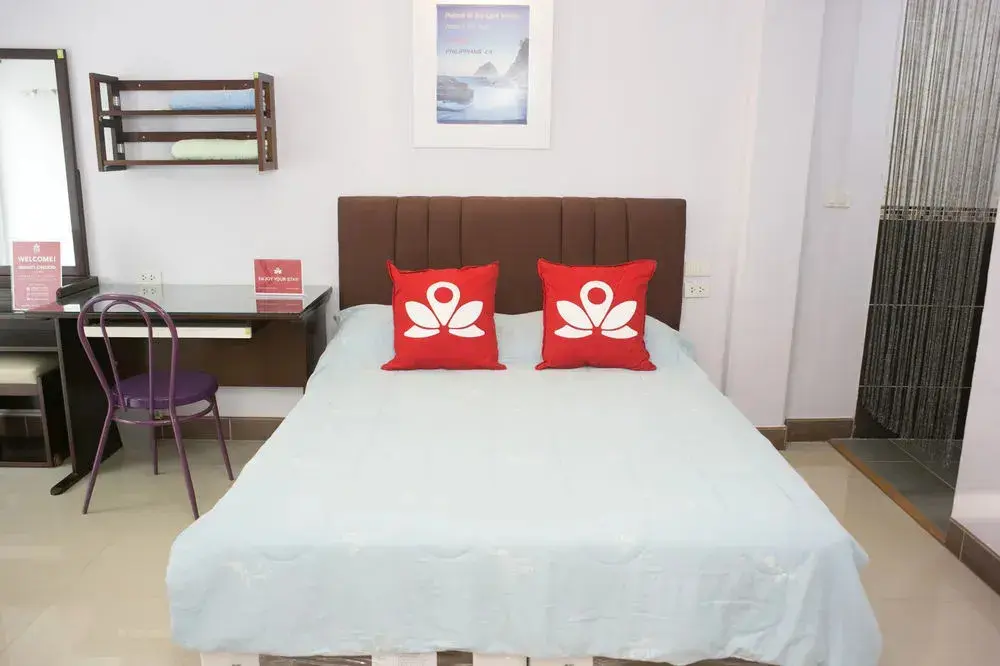 Бангкок: ZEN Rooms Mahajak Residence