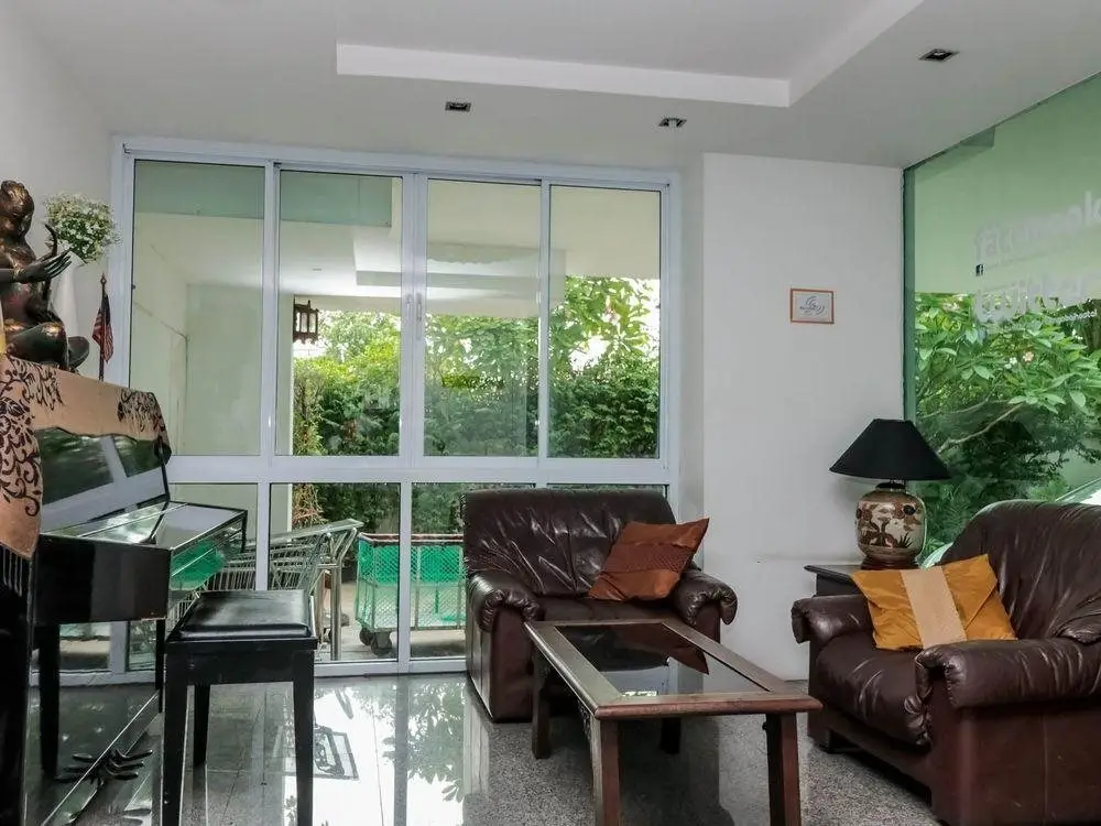Бангкок: Nida Rooms Naknivas Sala 8
