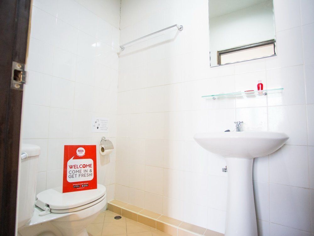 Бангкок: Nida Rooms Phra Khanong 2163 Place