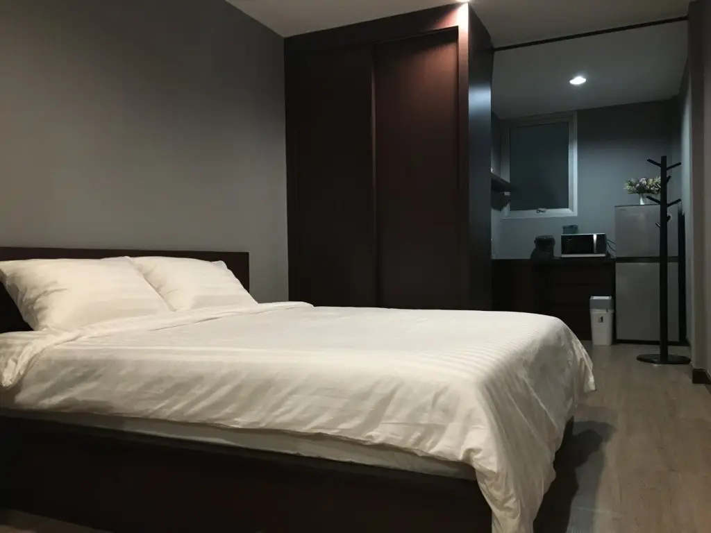 Паккрет: Rooftop Room