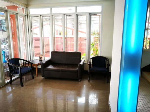 Банг Пхли: J. Residence