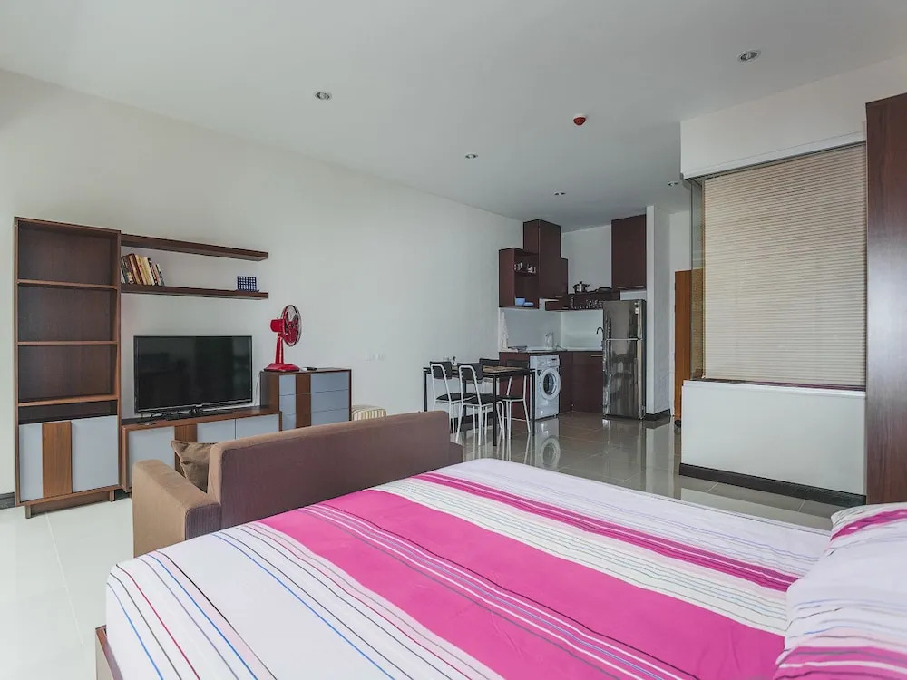 Муанг: Condo in Karon in Chic Condo - Unit A609
