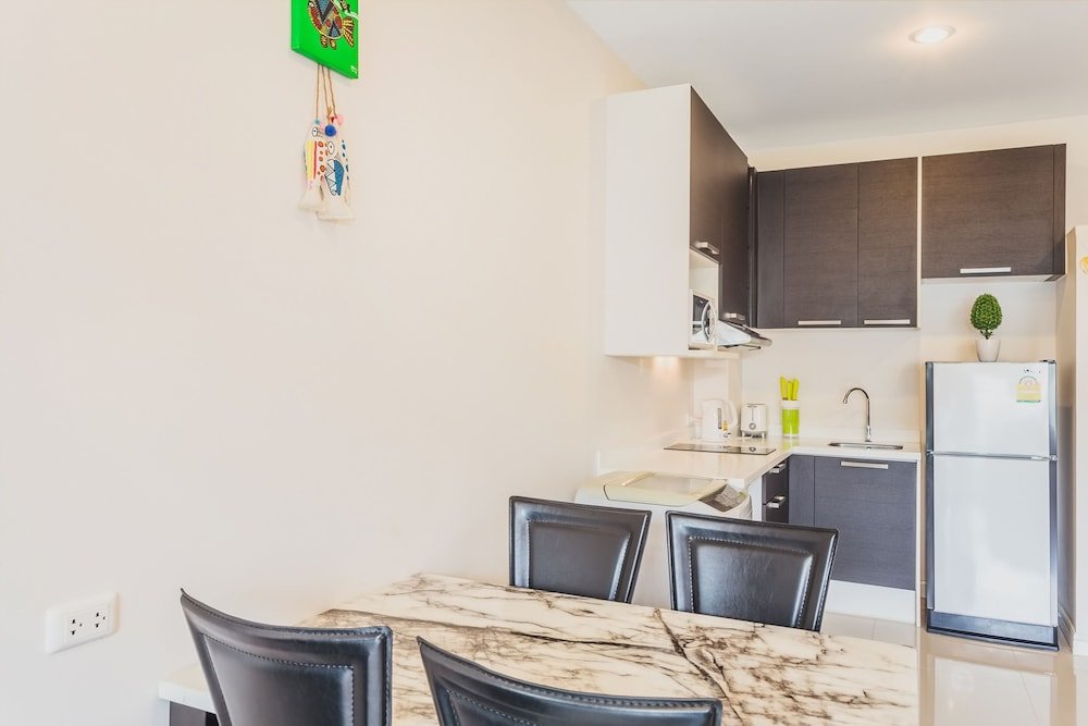 Муанг: Condo in Karon in Chic Condo - Unit B505