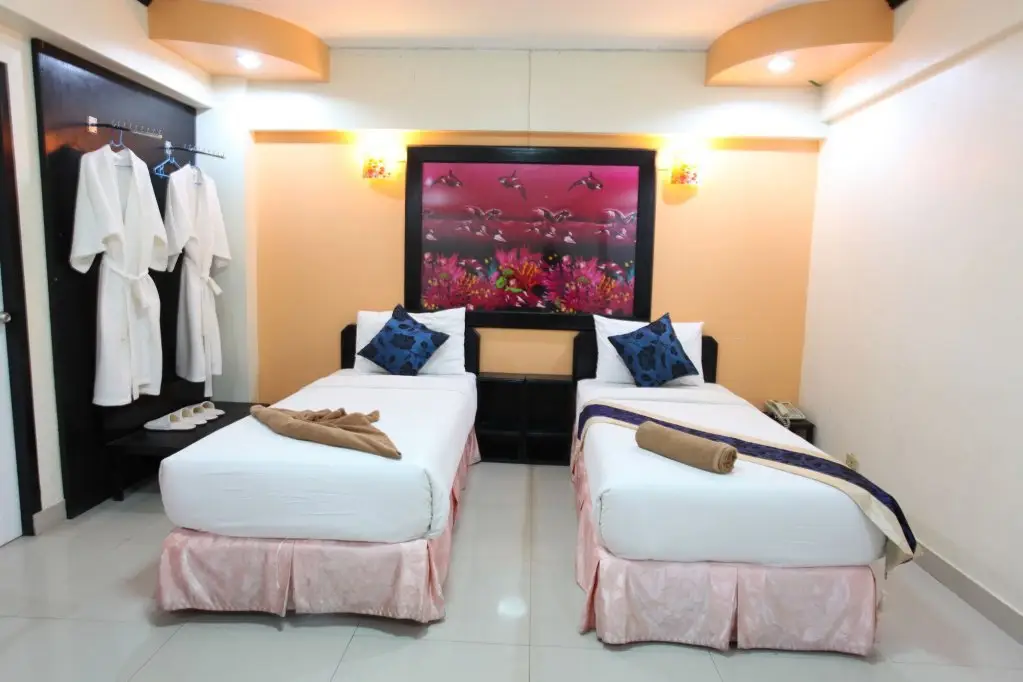 Паттайя: Home Pattaya Hotel