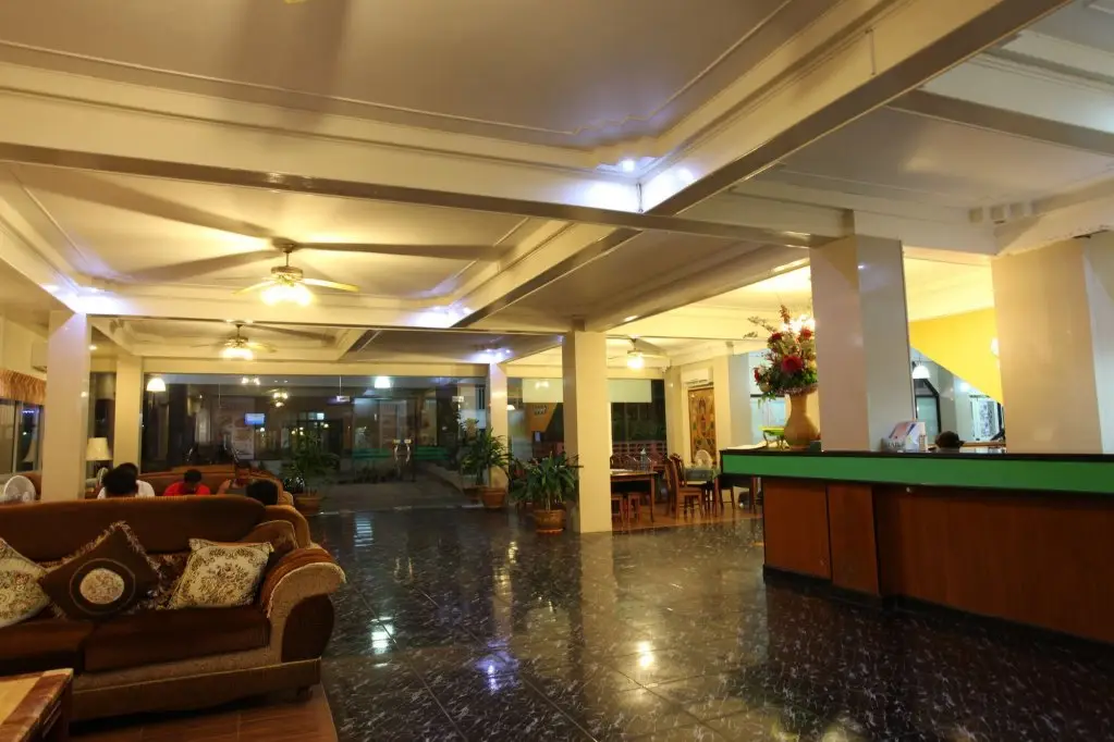 Паттайя: Home Pattaya Hotel