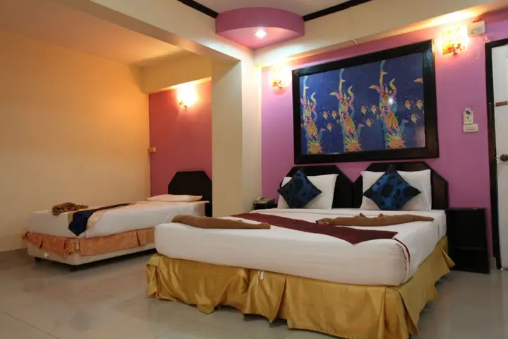 Паттайя: Home Pattaya Hotel