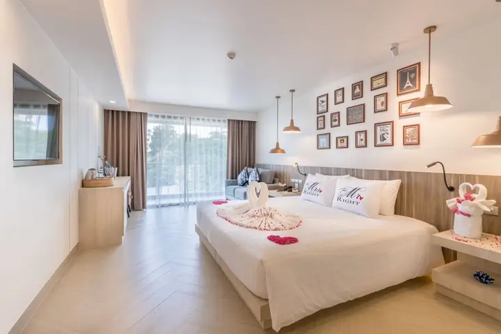 Паттайя: Golden Tulip Pattaya Beach Resort (SHA Extra Plus)