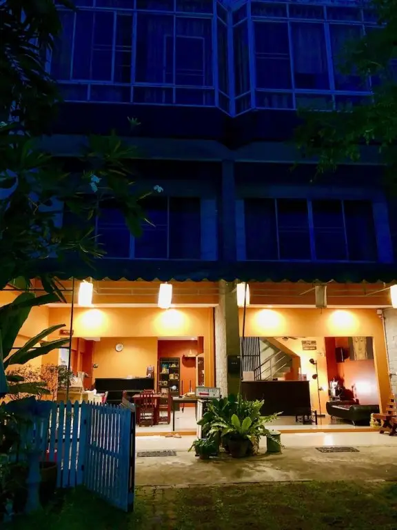 Муанг: Baan Oui Phuket Guest House